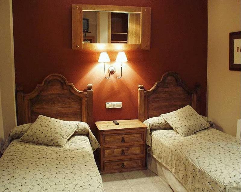 Hotel Restaurante Revestido Эскалона Номер фото